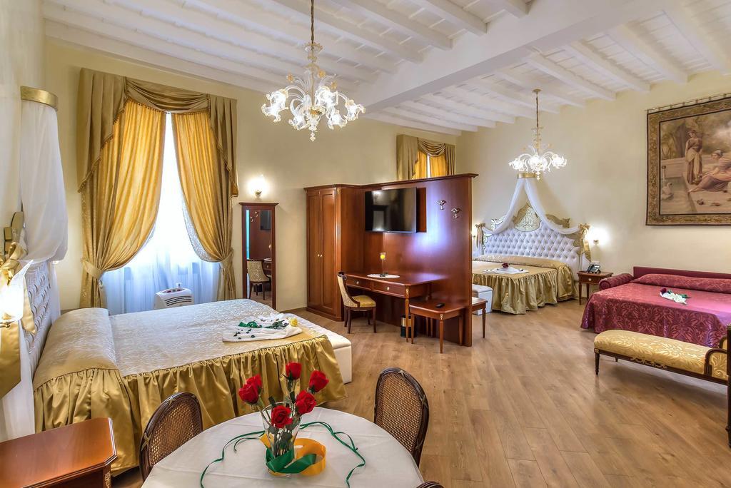 Trevi Rome Suite Phòng bức ảnh